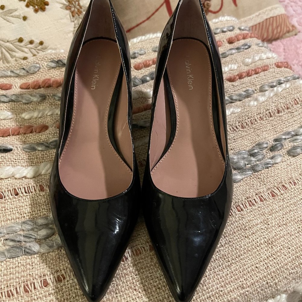 Calvin Klein Black pumps